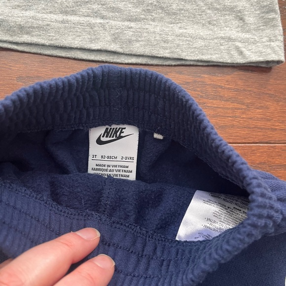 Nike Kids Matching Sets - Picture 7 of 10